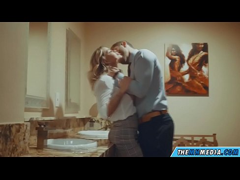 ❤️ Büyük memeli bir sarışın seni umumi tuvalette baştan çıkardığında ️❌ Süper porno bize %tr.xxxtophd.ru